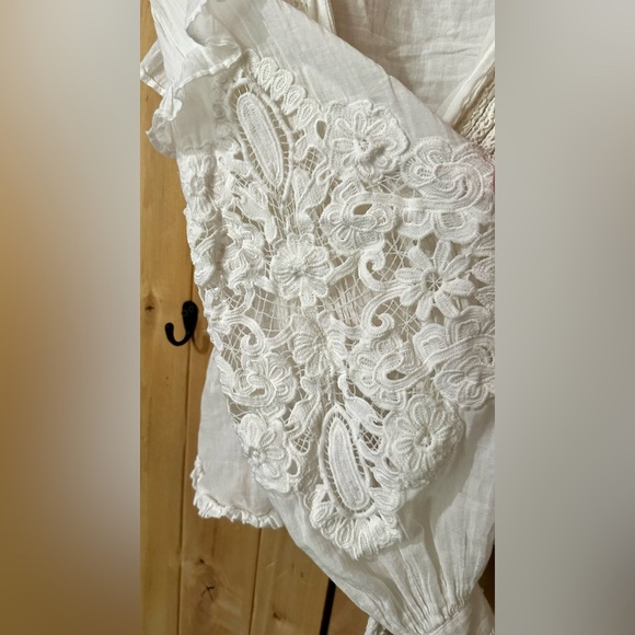 FARM Rio V-Neck Wrap Tie Top - Picture 13 of 13